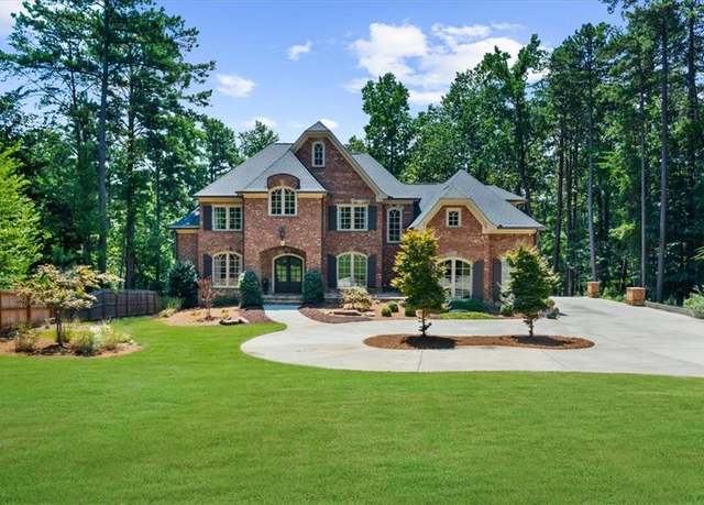 Property at 6806 Misty Cove Ln, Flowery Branch, GA 30542, 5 beds, 6.5 baths
