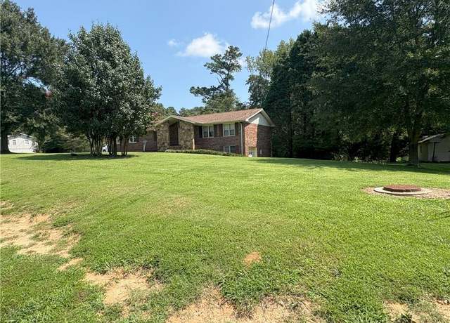 Property at 2810 Brookfield Cir, Cumming, GA 30040, 4 beds, 3 baths