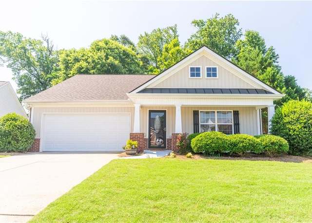 Property at 394 Lakeview Bend Cir, Jefferson, GA 30549, 2 beds, 2 baths