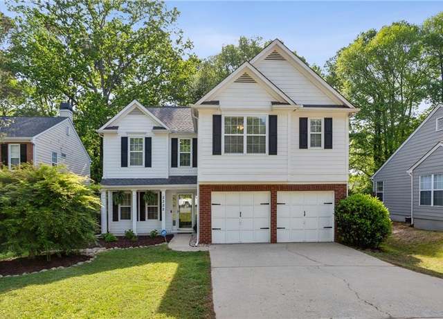 Property at 2332 Leacroft Way, Marietta, GA 30062, 3 beds, 2.5 baths