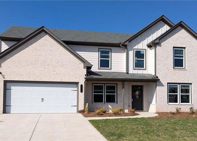 Property at 606 Rodeo Dr, Auburn, GA 30011, 5 beds, 3 baths