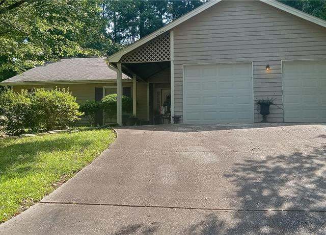 Property at 791 Bristol Way, Lithonia, GA 30058, 3 beds, 2 baths