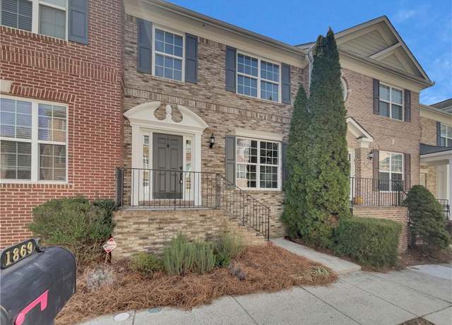 Property at 1869 Appaloosa Mill Ct, Buford, GA 30519, 2 beds, 3 baths