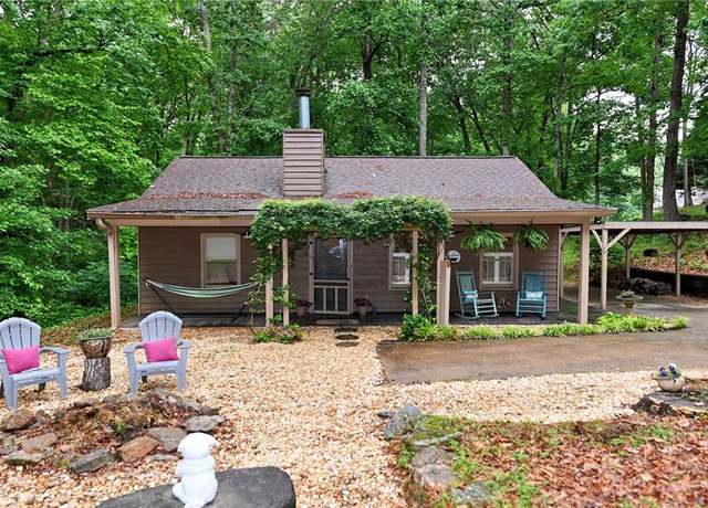 Property at 9305 Dogwood Pl, Gainesville, GA 30506, 2 beds, 1 bath