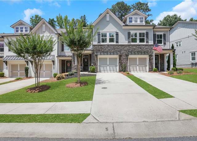 Property at 146 Bellehaven Dr, Woodstock, GA 30188, 3 beds, 2.5 baths