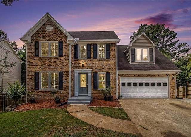 Property at 651 Deer Oaks Dr, Lawrenceville, GA 30044, 5 beds, 3.5 baths
