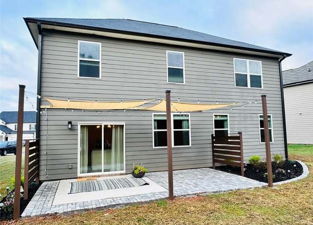 Property at 135 Softwood Ct, Dawsonville, GA 30534, 4 beds, 2.5 baths