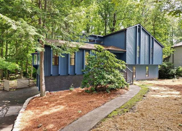 Property at 3292 Holly Mill Ct, Marietta, GA 30062, 4 beds, 3 baths