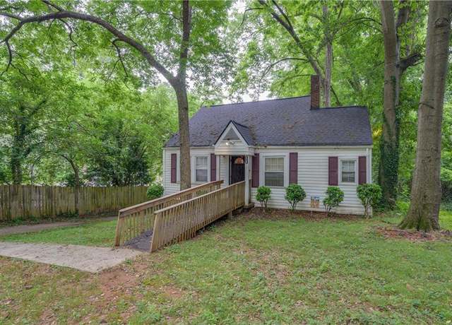 Property at 2720 Randall St, Atlanta, GA 30344, 4 beds, 2 baths
