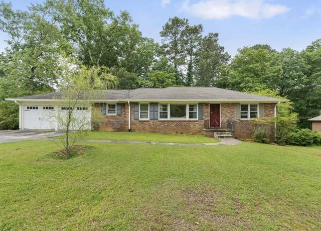 Property at 2720 Birchwood Way SW, Marietta, GA 30060, 3 beds, 2 baths
