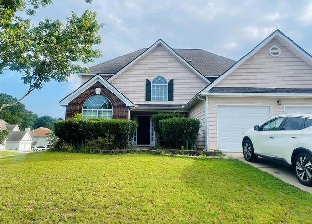 Property at 15 Emerson Trl, Covington, GA 30016, 4 beds, 3 baths