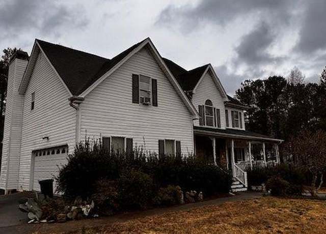 Property at 305 Savannah Pl, Douglasville, GA 30134, 4 beds, 2.5 baths
