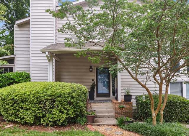 Property at 4096 Audubon Dr, Marietta, GA 30068, 3 beds, 3 baths