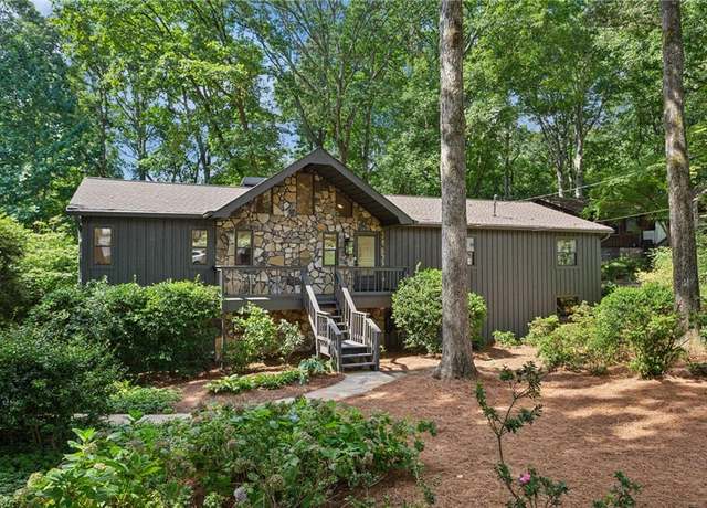 Property at 3640 Shelby Ln, Marietta, GA 30062, 4 beds, 3 baths