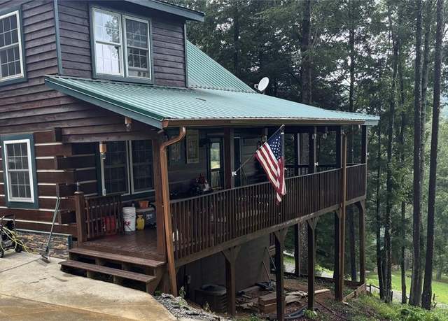 Property at 312 White Pine Trl, Suches, GA 30572, 2 beds, 3 baths