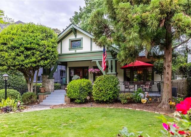 Property at 966 Blue Ridge Ave NE, Atlanta, GA 30306, 5 beds, 3.5 baths