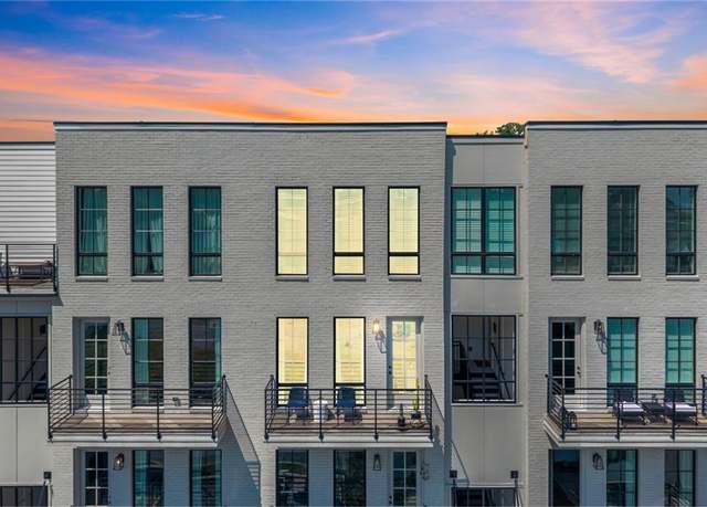 Property at 1291 Longreen Ter NW, Atlanta, GA 30318, 3 beds, 2.5 baths