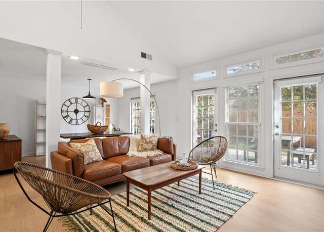 Property at 1827 Rockridge Pl, Atlanta, GA 30324, 2 beds, 2.5 baths