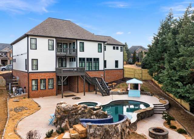 Property at 5 Greywood Ln, Cartersville, GA 30120, 6 beds, 5.5 baths