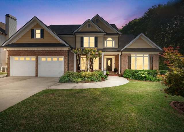Property at 2978 Legislative Ln, Buford, GA 30519, 5 beds, 4.5 baths