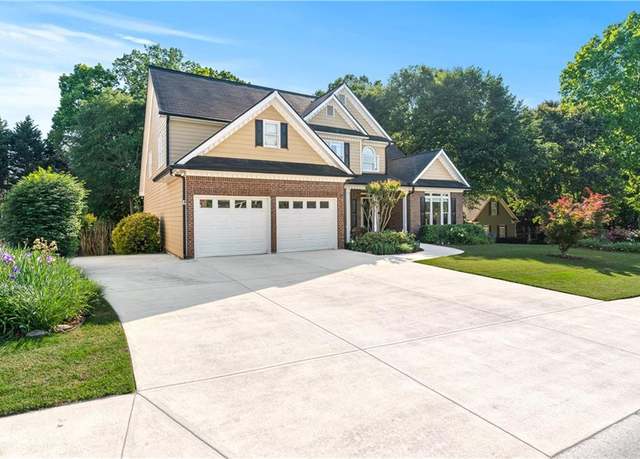 Property at 2978 Legislative Ln, Buford, GA 30519, 4 beds, 4.5 baths