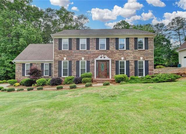Property at 478 Guilford Cir, Marietta, GA 30068, 4 beds, 2.5 baths