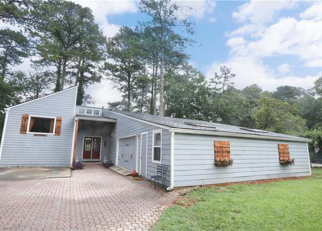 Property at 4047 Meadow Way, Marietta, GA 30066, 3 beds, 2 baths