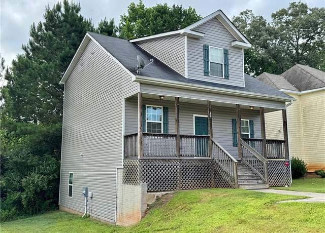 Property at 667 Carlton Pointe Dr, Palmetto, GA 30268, 3 beds, 2.5 baths