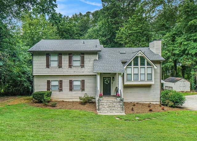 Property at 1740 N Hadaway Rd NW, Kennesaw, GA 30152, 4 beds, 3 baths