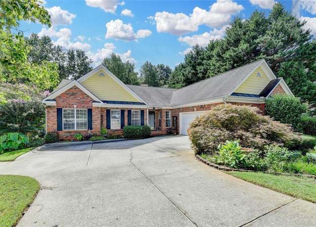Property at 6307 Bluegrass Ln, Flowery Branch, GA 30542, 3 beds, 2 baths