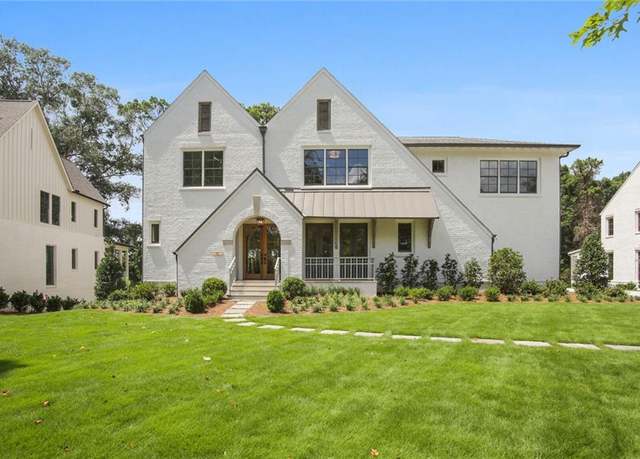 Photo of 687 Moores Mill Rd NW, Atlanta, GA 30327