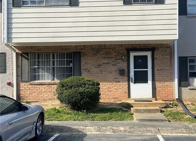Property at 4701 Flat Shoals Rd, Union City, GA 30291, 3 beds, 2.5 baths