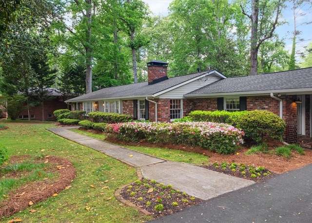Property at 302 Chinquapin Dr SW, Marietta, GA 30064, 4 beds, 3 baths