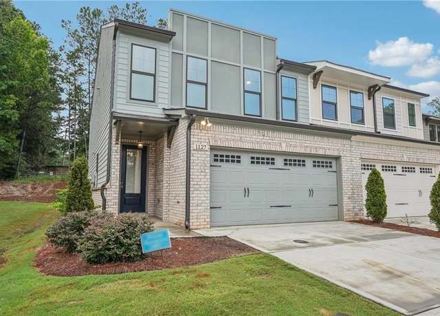 Property at 1127 Lucan Ln, Lawrenceville, GA 30043, 4 beds, 3.5 baths