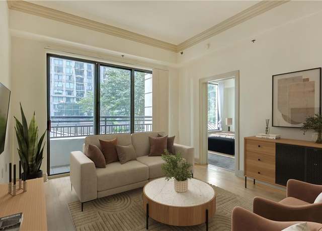 Property at 3445 Stratford Rd NE #305, Atlanta, GA 30326, 1 bed, 1 bath