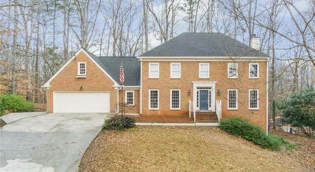 Photo of 145 River Lake Ct, Roswell, GA 30075