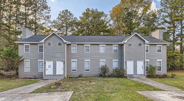 Photo of 8537 Pineland Dr, Jonesboro, GA 30238