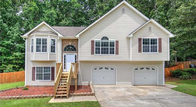 Photo of 121 Paradise Cir, Douglasville, GA 30134