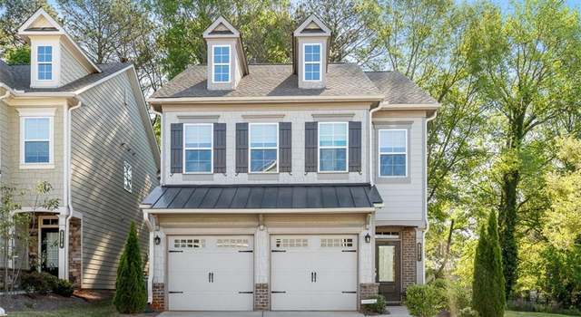 Photo of 3377 Park Pointe Cir, Scottdale, GA 30079
