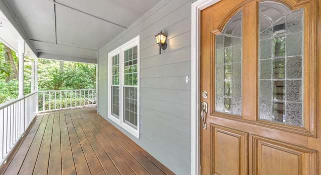 Photo of 405 W Leslie Ct, Woodstock, GA 30188
