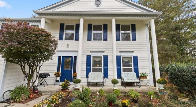 Photo of 1055 Cranberry Crk, Roswell, GA 30076