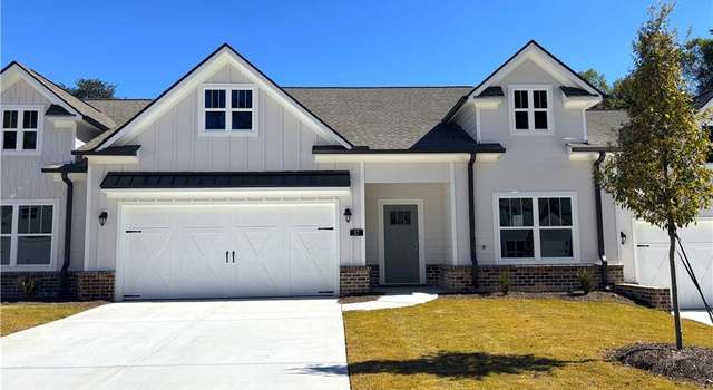 Photo of 57 Village Ct #6, Cleveland, GA 30528