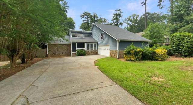 Photo of 2781 Interlaken Dr, Marietta, GA 30062