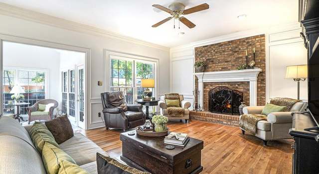 Photo of 1660 Hickory Lake Dr, Snellville, GA 30078