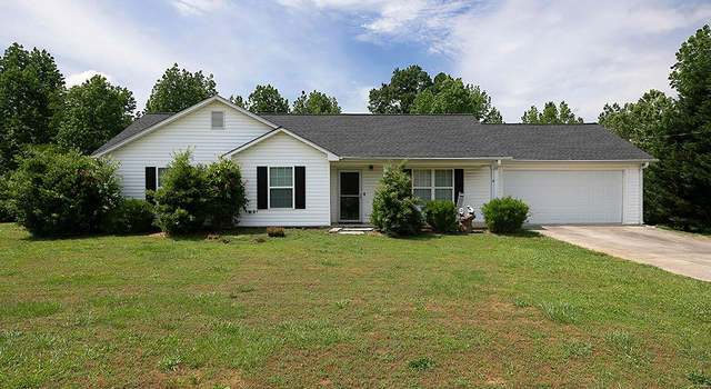 Photo of 37 Montana Dr, Cedartown, GA 30125