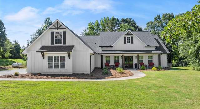 Photo of 3645 Woods Bridge Rd, Commerce, GA 30529