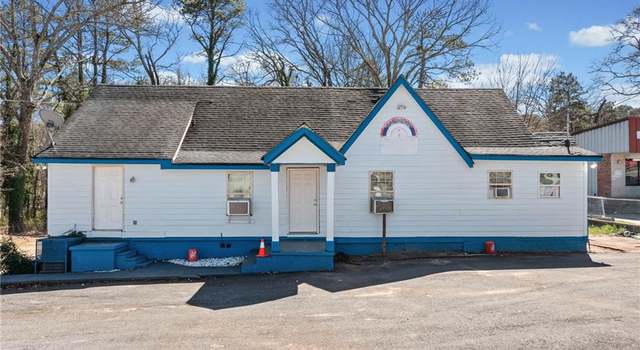 Photo of 3375 Glenwood Rd, Decatur, GA 30032