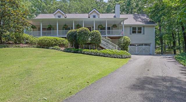 Photo of 2095 Honeysuckle Dr, Cumming, GA 30040