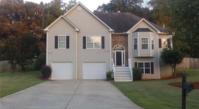 Photo of 9045 Farm Shaw Dr, Gainesville, GA 30506