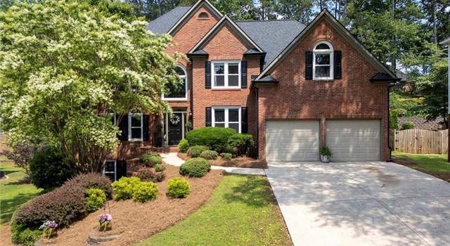 Photo of 809 Hillcrest Ln, Woodstock, GA 30189